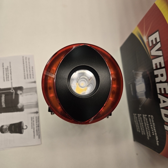 NWOT Eveready Box Of 4 LED Camping Lanterns - Picture 9 of 12